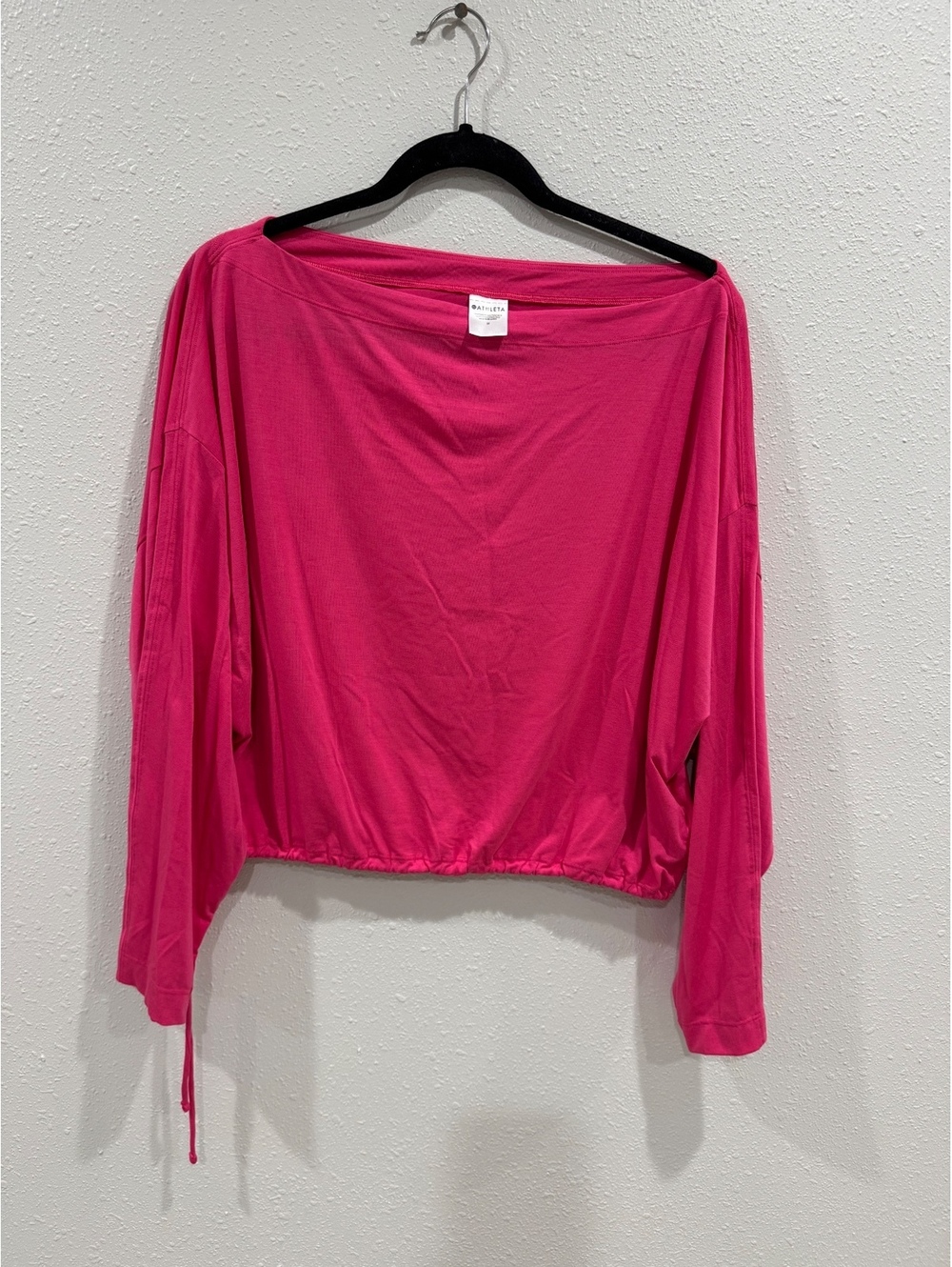 Athleta Women’s Medium Fuchsia Pink Draped Boat Neck Long Sleeve Cinch Hem Top